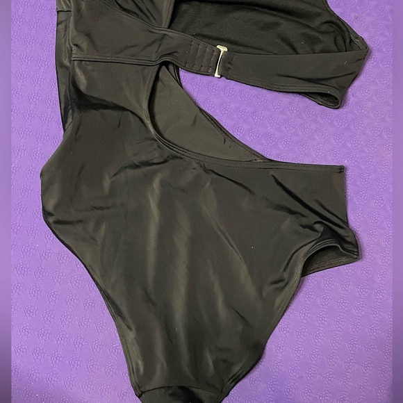 Adore me Alaine Contour Black One-Shoulder Swimsuit‎ size large - Picture 10 of 13